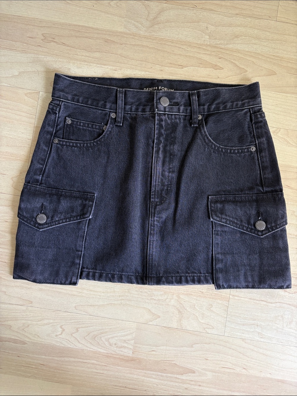 Denim Forum Black Cargo Skirt Sz 25